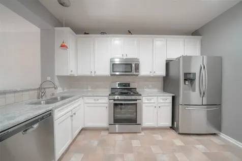 23 Endor Forest Place The Woodlands TX 77382