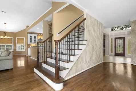 23 Saint Simons Court Sugar Land TX 77479