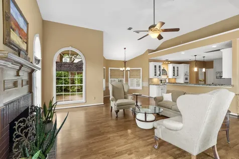 23 Saint Simons Court Sugar Land TX 77479