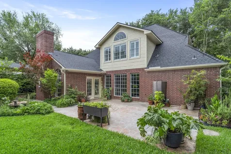 23 Saint Simons Court Sugar Land TX 77479