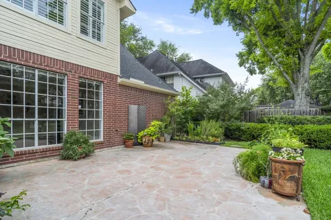 23 Saint Simons Court Sugar Land TX 77479