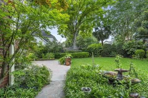 23 Saint Simons Court Sugar Land TX 77479
