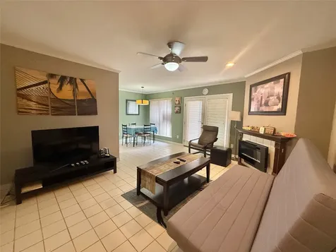 3220 69th Street D3 Galveston TX 77551
