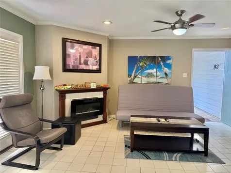 3220 69th Street D3 Galveston TX 77551