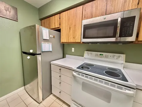 3220 69th Street D3 Galveston TX 77551