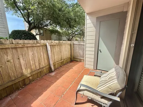 3220 69th Street D3 Galveston TX 77551