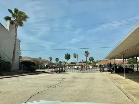 3220 69th Street D3 Galveston TX 77551