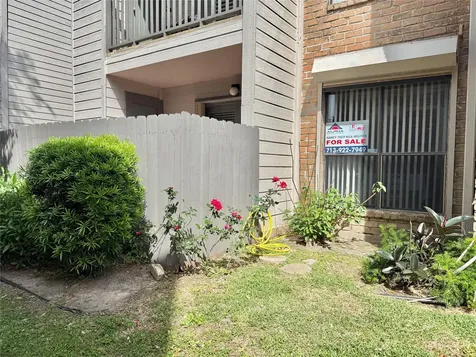 3220 69th Street D3 Galveston TX 77551