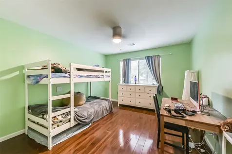 3319 Woodland View Drive Houston TX 77345