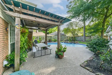 3319 Woodland View Drive Houston TX 77345