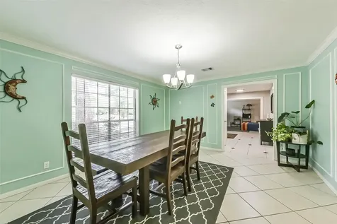 3319 Woodland View Drive Houston TX 77345