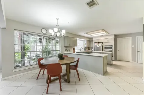 3319 Woodland View Drive Houston TX 77345