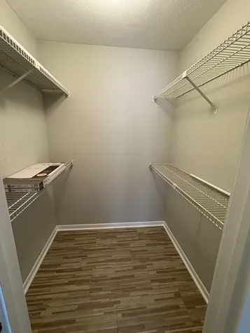3055 SW Walnut Bend Lane 33 Houston TX 77042
