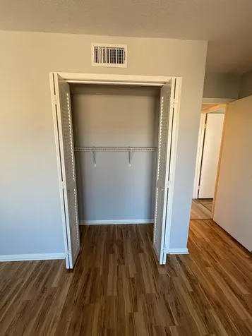 3055 SW Walnut Bend Lane 33 Houston TX 77042