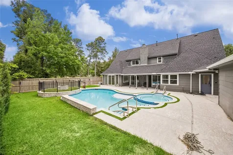 17922 Rolling Creek Drive Houston TX 77090