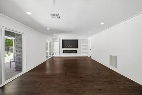 17922 Rolling Creek Drive Houston TX 77090
