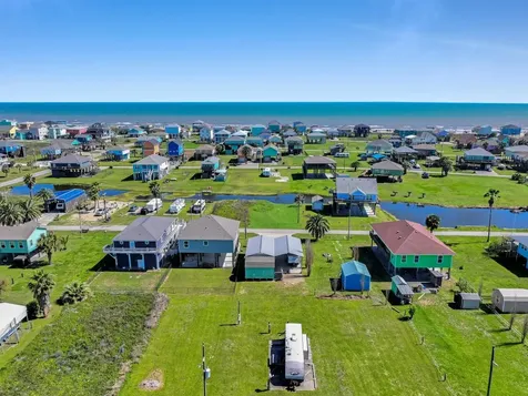 1980 Avenue F Crystal Beach TX 77650