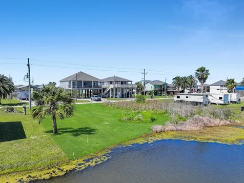 1980 Avenue F Crystal Beach TX 77650