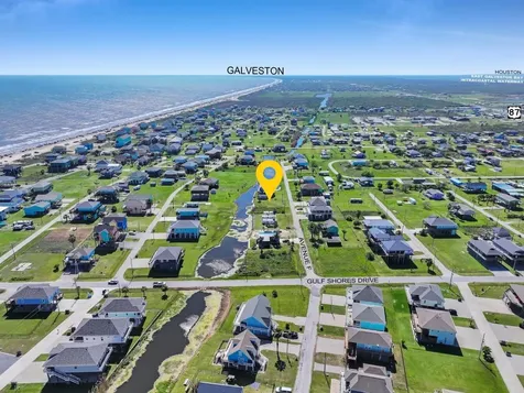 1980 Avenue F Crystal Beach TX 77650