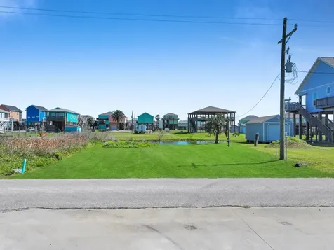 1980 Avenue F Crystal Beach TX 77650