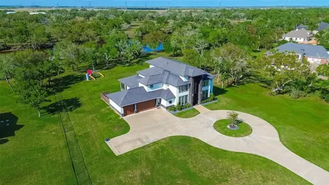 31734 Bayou Bend Richwood TX 77515