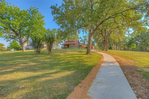 185 Country Lane Livingston TX 77351