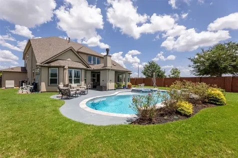 99 Zenith Lane Sugar Land TX 77498