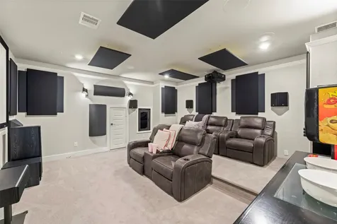 99 Zenith Lane Sugar Land TX 77498