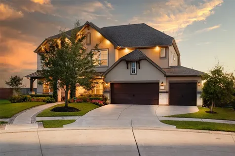 99 Zenith Lane Sugar Land TX 77498