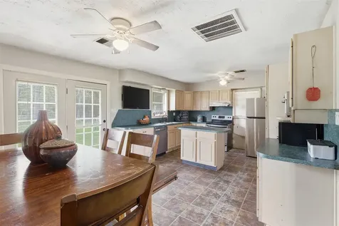 10024 Fm 563 Road Liberty TX 77575