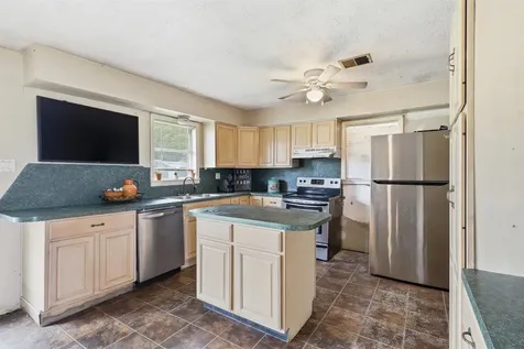 10024 Fm 563 Road Liberty TX 77575