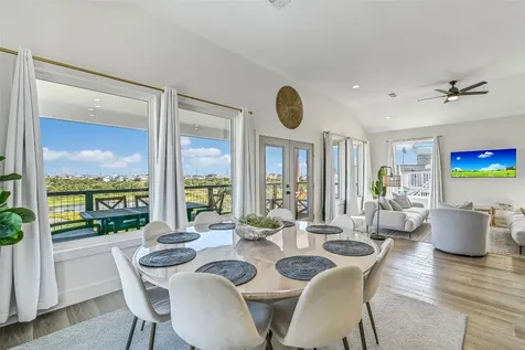4110 Isla Del Sol Galveston TX 77554