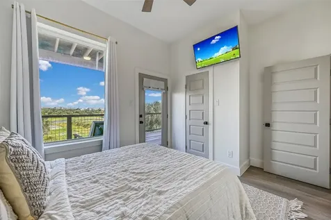 4110 Isla Del Sol Galveston TX 77554