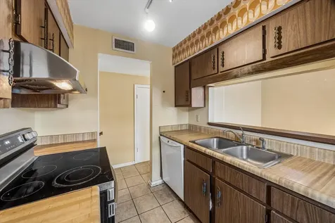 5218 Milwee Street 6 Houston TX 77092