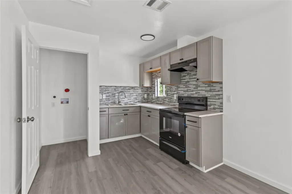 316 20th Street 3 San Leon TX 77539