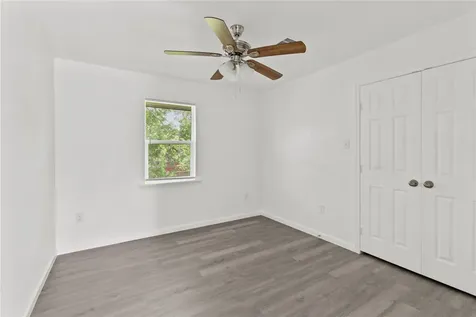 316 20th Street 3 San Leon TX 77539