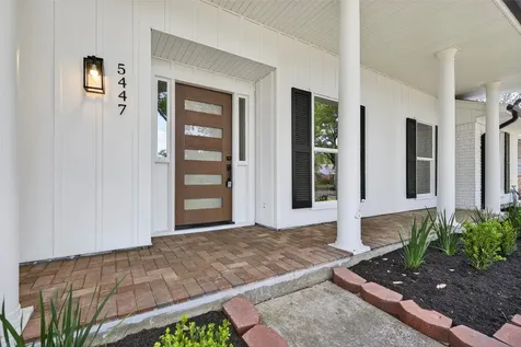 5447 Darnell Street Houston TX 77096