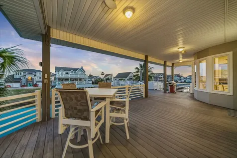 923 Short Reach Drive Tiki Island TX 77554