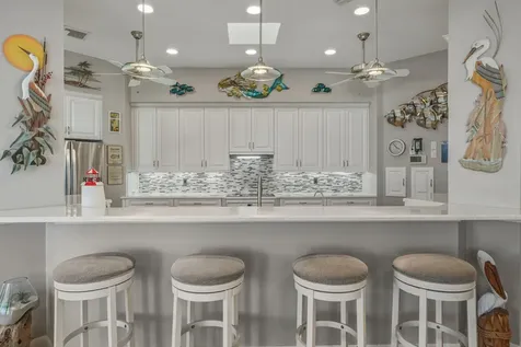 923 Short Reach Drive Tiki Island TX 77554