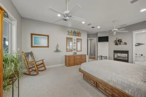 923 Short Reach Drive Tiki Island TX 77554