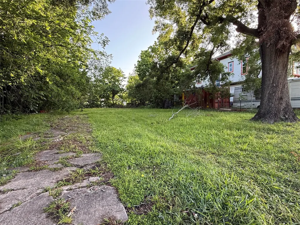 5307 Willow Glen Drive Houston TX 77033