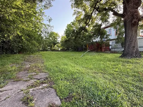 5307 Willow Glen Drive Houston TX 77033