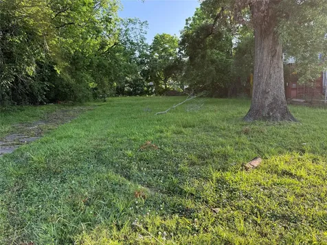 5307 Willow Glen Drive Houston TX 77033