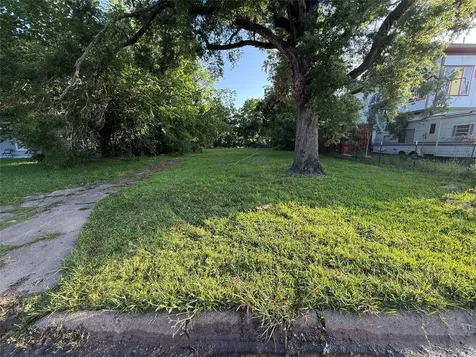 5307 Willow Glen Drive Houston TX 77033