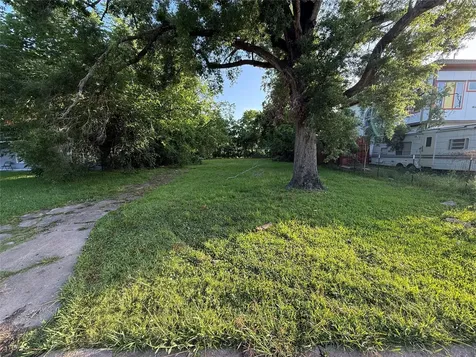 5307 Willow Glen Drive Houston TX 77033