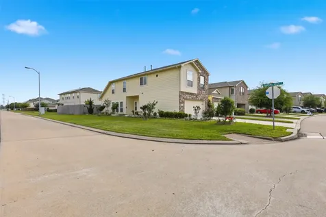 5103 Dauntless Drive Houston TX 77066