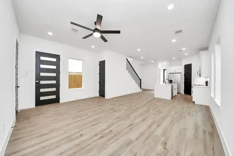 3308 Hardy Street Houston TX 77009