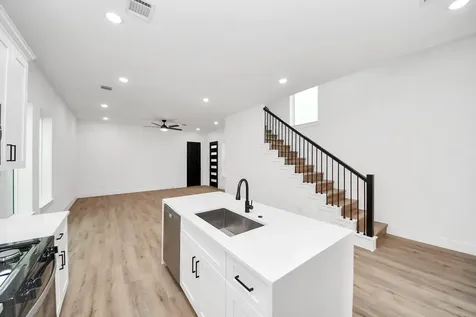 3308 Hardy Street Houston TX 77009