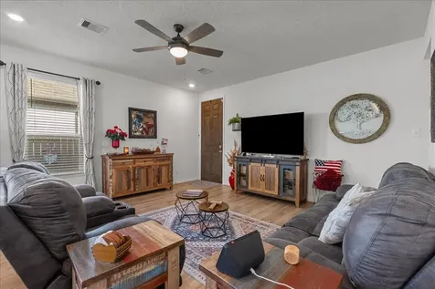 712 Allana Lane Alvin TX 77511