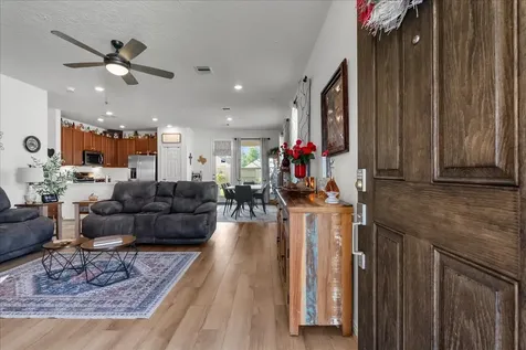 712 Allana Lane Alvin TX 77511